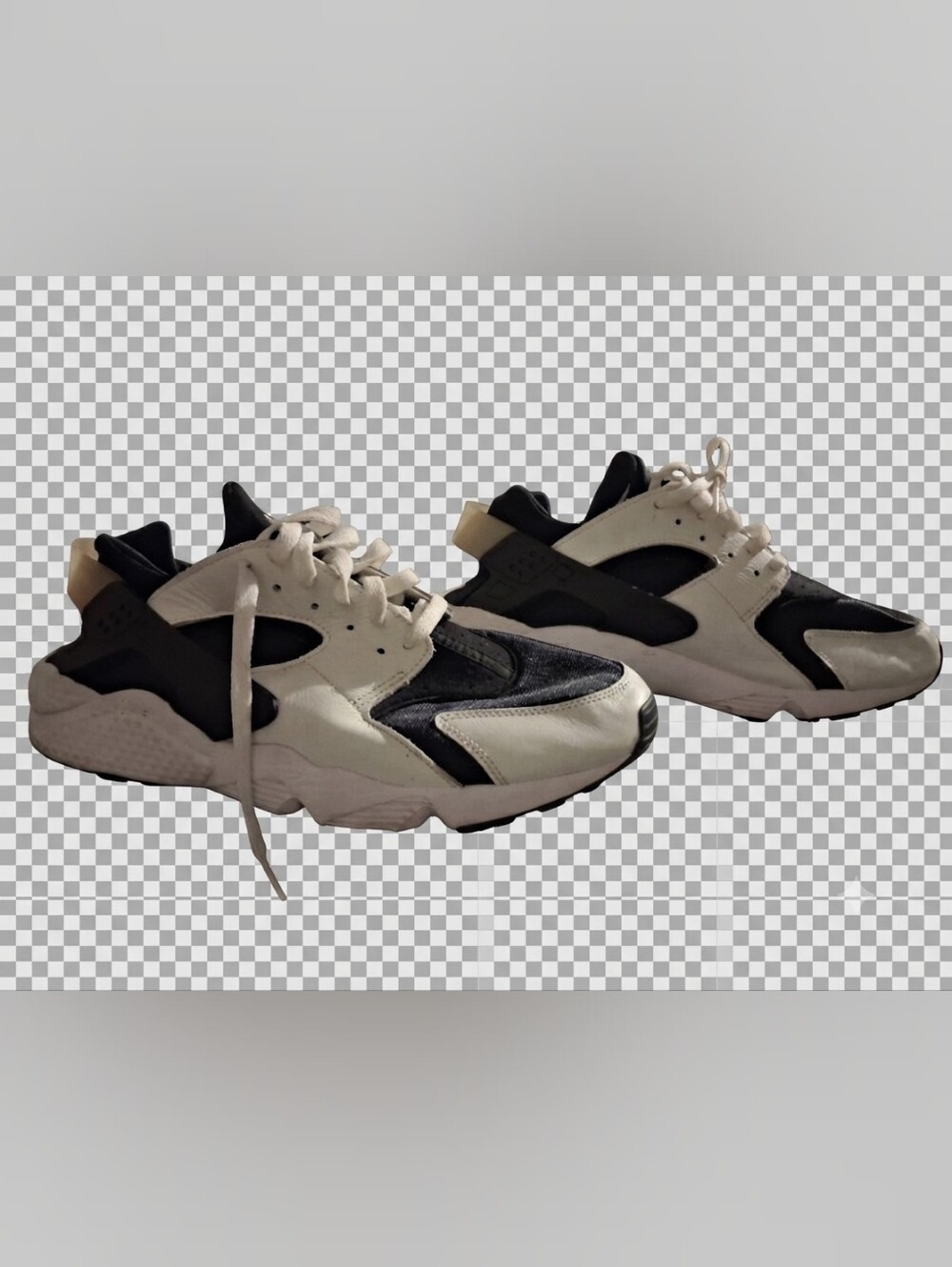 Nike Air Huarache (Run) Sneakers – White, Black & Navy (Men's Size 12) - Picture 2 of 4